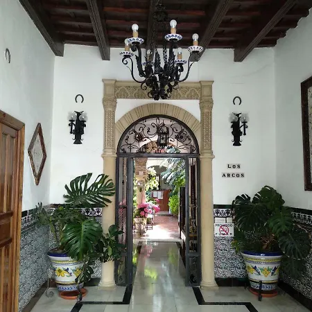 罗斯阿克斯酒店 招待所